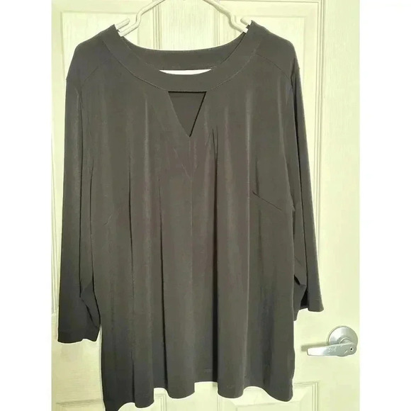 Plus size Simomton Says 3X Black blouse with peekaboo neckline - Picture 1 of 4